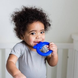 Jucarie pentru dentitie din silicon - Green Sprouts - Blue Blueberry Jucarie pentru dentitie din silicon - Green Sprouts - Blue Blueberry